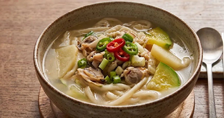 Noodle Soup | 칼국수