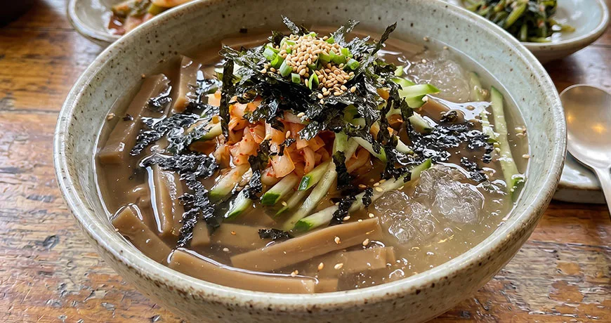 Chilled Acorn Jelly Soup | 도토리묵사발