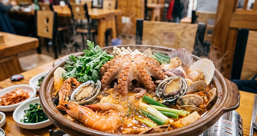 Seafood and Octopus Hot Pot | 해물낙지전골